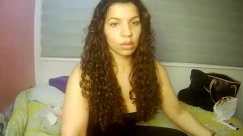 Snapshot of gatubelahotxxx chatting on 04.05.26 gatubelahotxxx online show from 04.05.26