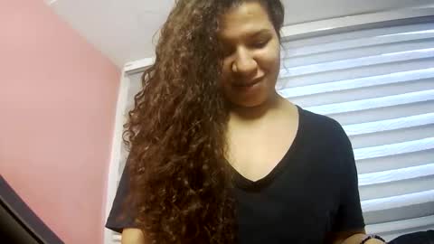 Snapshot of gatubelahotxxx chatting on 05.03.26 gatubelahotxxx online show from 05.03.26