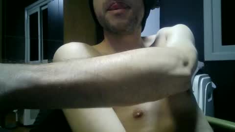 Snapshot of gauchors21 chatting on 11.06.25 gauchors21 online show from 11.06.25