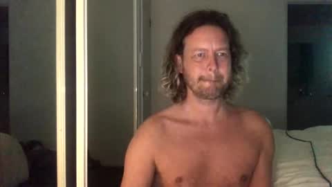 gcsurfer81 online show from 10.31.25