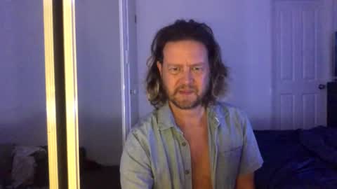 gcsurfer81 online show from 11.10.25