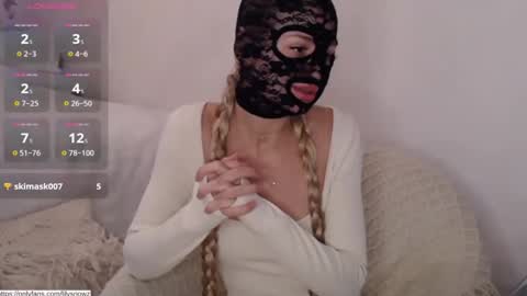 Snapshot of gemiwaterz chatting on 11.07.25 Lilith 3 online show from 11.07.25