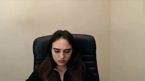 Snapshot of gemma_arterton chatting on 12.10.24 Gemma online show from 12.10.24