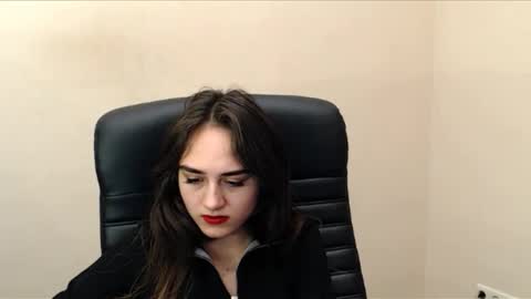 Snapshot of gemma_arterton chatting on 12.10.24 Gemma online show from 12.10.24