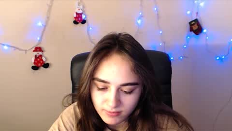 Snapshot of gemma_arterton chatting on 12.27.24 Gemma online show from 12.27.24