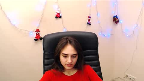 Snapshot of gemma_arterton chatting on 12.29.24 Gemma online show from 12.29.24