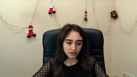 Snapshot of gemma_arterton chatting on 01.04.25 Gemma online show from 01.04.25