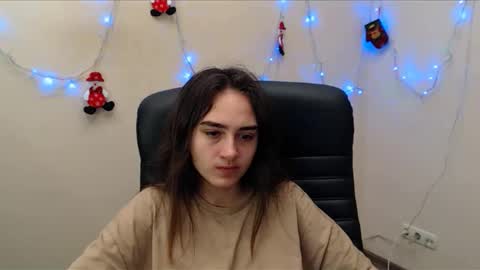 Snapshot of gemma_arterton chatting on 01.11.25 Gemma online show from 01.11.25