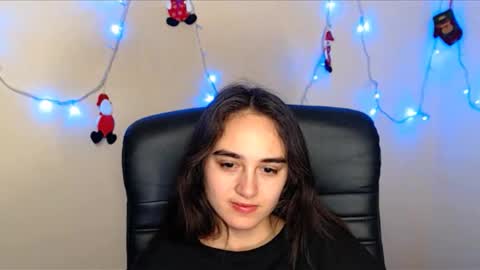 Snapshot of gemma_arterton chatting on 01.15.25 Gemma online show from 01.15.25