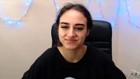 Snapshot of gemma_arterton chatting on 01.18.25 Gemma online show from 01.18.25