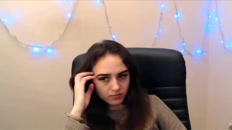 Snapshot of gemma_arterton chatting on 01.20.25 Gemma online show from 01.20.25