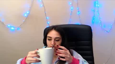 Snapshot of gemma_arterton chatting on 01.26.25 Gemma online show from 01.26.25