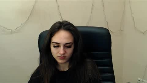 Snapshot of gemma_arterton chatting on 02.12.25 Gemma online show from 02.12.25