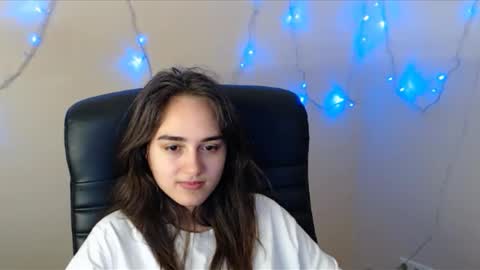 Snapshot of gemma_arterton chatting on 03.11.25 Gemma online show from 03.11.25