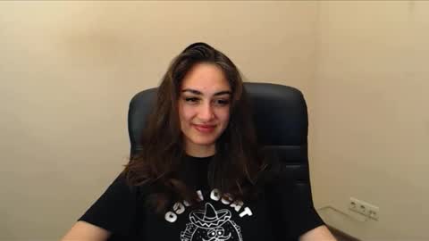 Snapshot of gemma_arterton chatting on 09.18.25 Gemma online show from 09.18.25