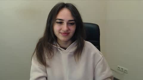 Snapshot of gemma_arterton chatting on 09.30.25 Gemma online show from 09.30.25