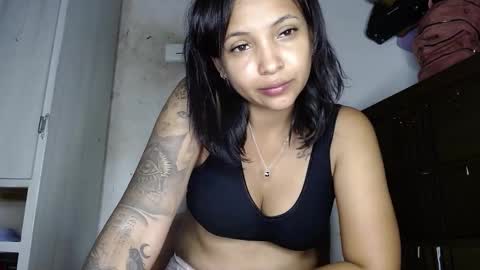 Snapshot of genesis_03_ chatting on 10.31.25 genesis_03_ online show from 10.31.25