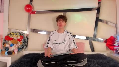 Genesis online show from 12.18.25