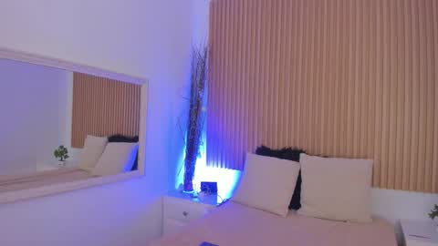 Snapshot of genesisruiz chatting on 02.23.26 online show from 02.23.26