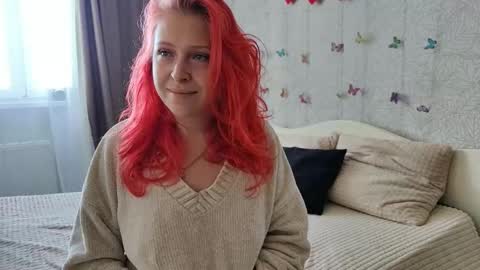 Snapshot of genrikhbecca chatting on 10.17.25 GenrikhBecca online show from 10.17.25