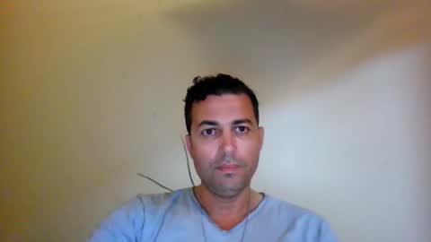 Snapshot of genteldevil chatting on 05.22.26 genteldevil online show from 05.22.26