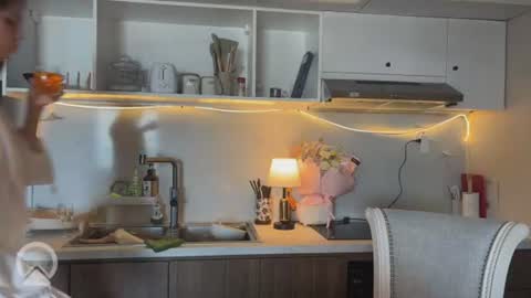Mary  Blonde and Kira brunette online show from 06.15.26
