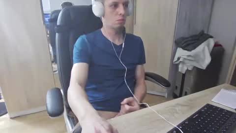 Gentlaman online show from 01.09.25