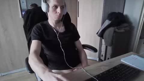 Gentlaman online show from 02.24.25