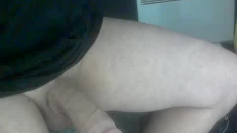 Snapshot of genuinebuddy chatting on 11.11.25 genuinebuddy online show from 11.11.25