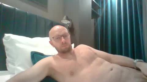 Snapshot of genuinecouple69 chatting on 03.03.26 genuinecouple69 online show from 03.03.26