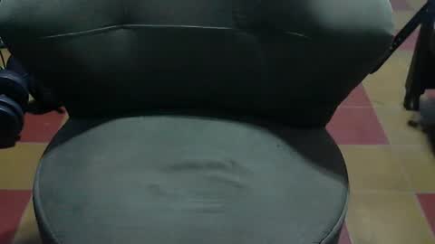 Genuino online show from 12.14.25