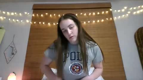 Snapshot of genzfucktoy chatting on 09.09.25 genzfucktoy online show from 09.09.25