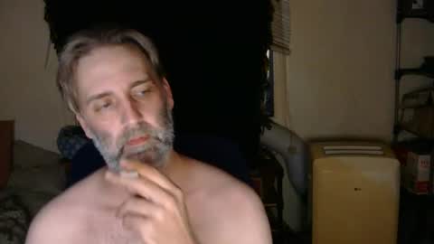 Snapshot of geoffbmn chatting on 09.13.25 geoffbmn online show from 09.13.25