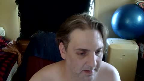 Snapshot of geoffbmn chatting on 04.24.26 geoffbmn online show from 04.24.26