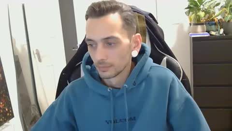 georgek0011 online show from 12.20.25