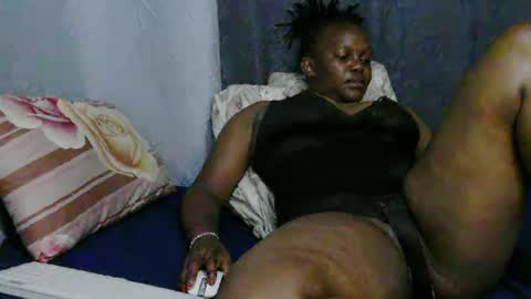 Snapshot of georgeous_kimberly chatting on 10.23.25 georgeous_kimberly online show from 10.23.25