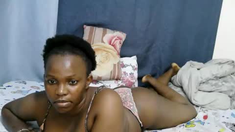 Snapshot of georgeous_kimberly chatting on 05.21.26 georgeous_kimberly online show from 05.21.26