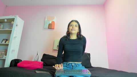 GEORGINA FERRI online show from 10.06.25