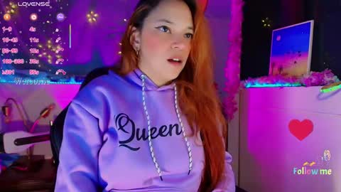 Snapshot of georgina_moschino chatting on 10.13.25 georgina_moschino online show from 10.13.25