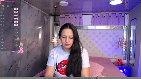 Georgina online show from 04.21.26