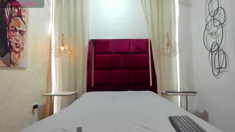 Snapshot of georginafit chatting on 10.21.25 georginafit online show from 10.21.25