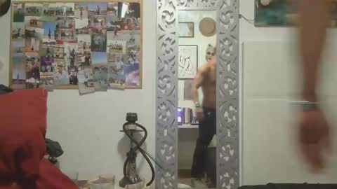 geovannygarrido91 online show from 11.24.25