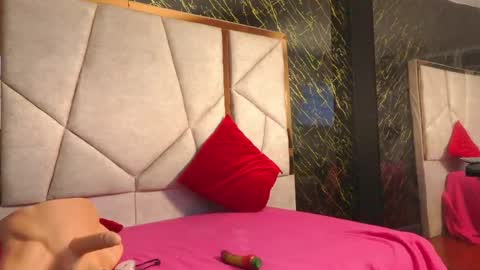 geraldinesuaan online show from 09.13.25