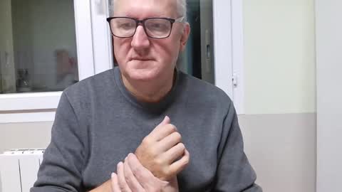 gerardlp131313 online show from 11.03.25