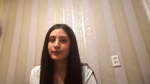 Snapshot of gerdamacaraig chatting on 10.21.25 Kate online show from 10.21.25