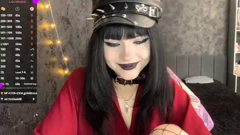 Snapshot of germainebourlier chatting on 06.15.26 EmelyWoodes online show from 06.15.26