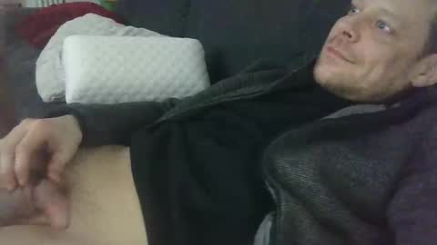 Snapshot of german33bi chatting on 02.19.25 German33FFM1 online show from 02.19.25