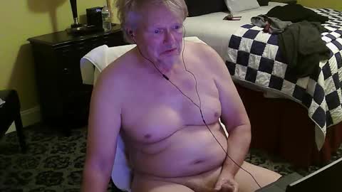 Snapshot of gethyn chatting on 02.28.25 Gethyn online show from 02.28.25