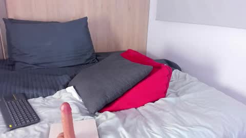 Snapshot of geyci_afrodita chatting on 11.12.25 geyci_afrodita online show from 11.12.25