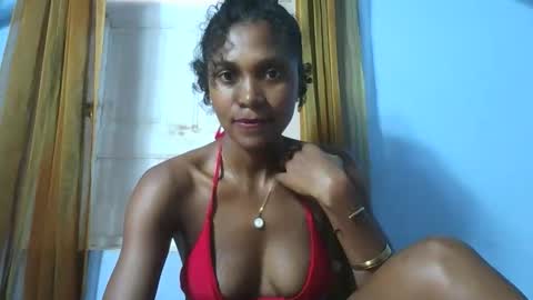 gggloria online show from 11.25.25